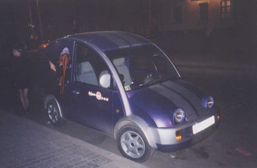 CAR.JPG